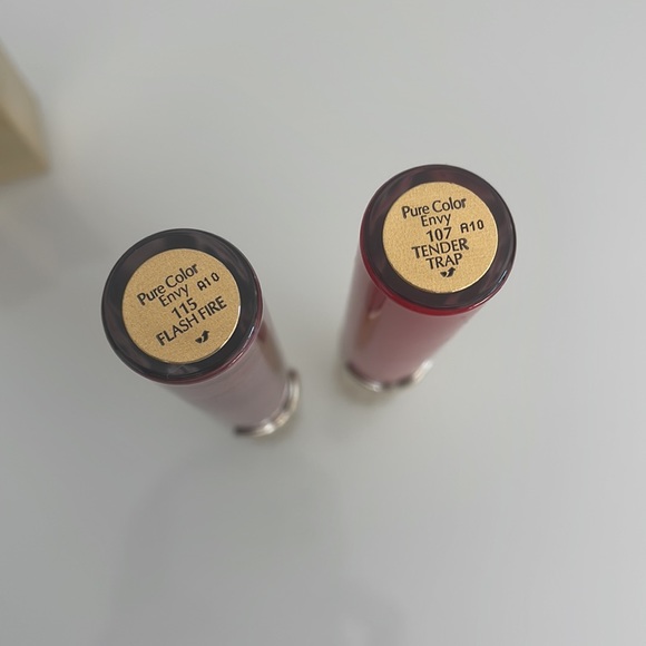 Estée Lauder Pure Color Envy Lip Set - 2 Lipsticks and 2 Lip Shines - Picture 5 of 5